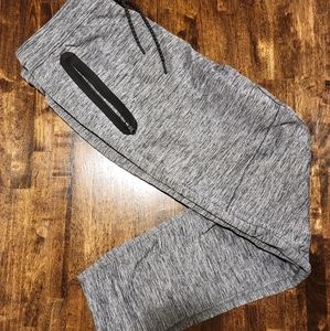 American Eagle Joggers